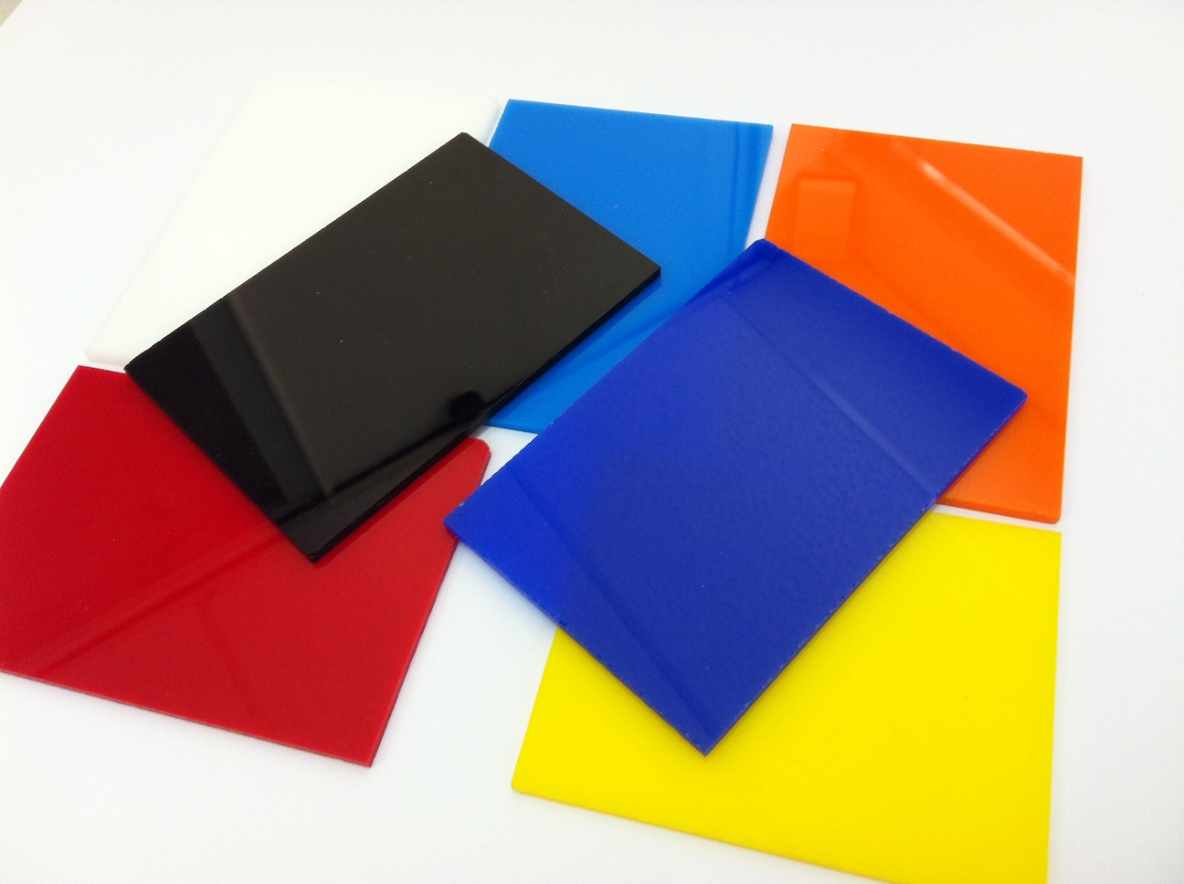 kleuren plexiglas die verwerkt kunnen worden